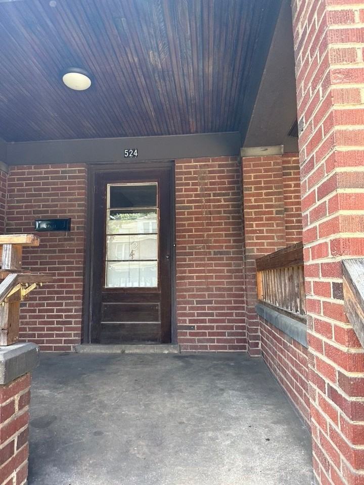 524 S Pugh St - Photo 2 of 13
