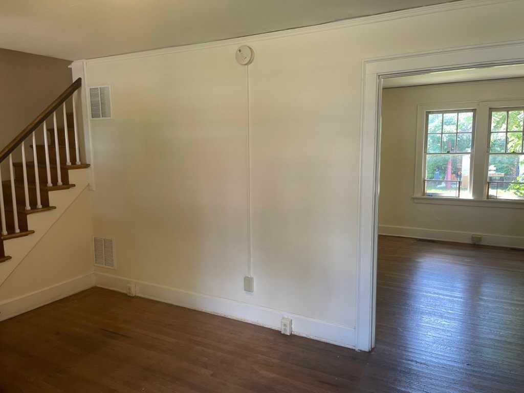 524 S Pugh St - Photo 3 of 13