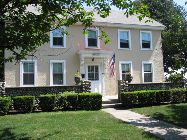 77 Purchase St
