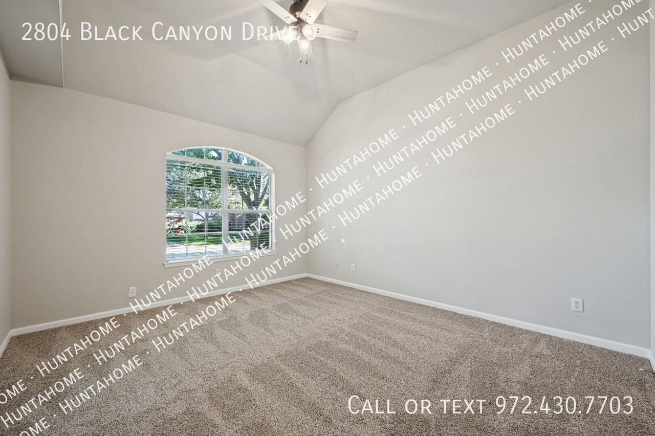 2804 Black Canyon Dr - Photo 7 of 12