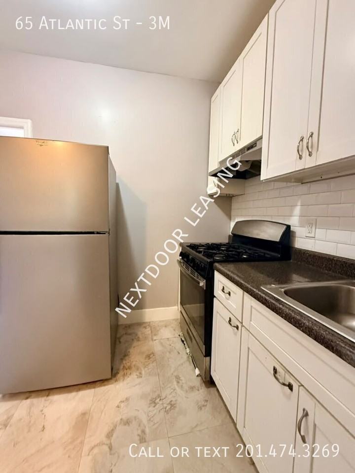 65 Atlantic St #3M