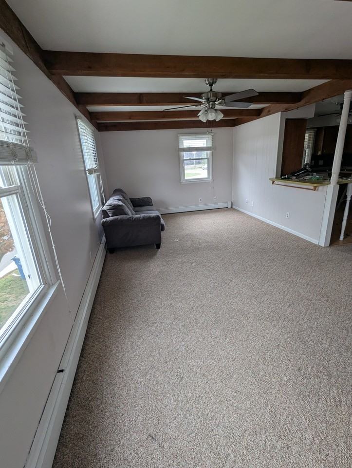 503 1/2 Oak St - Photo 2 of 11