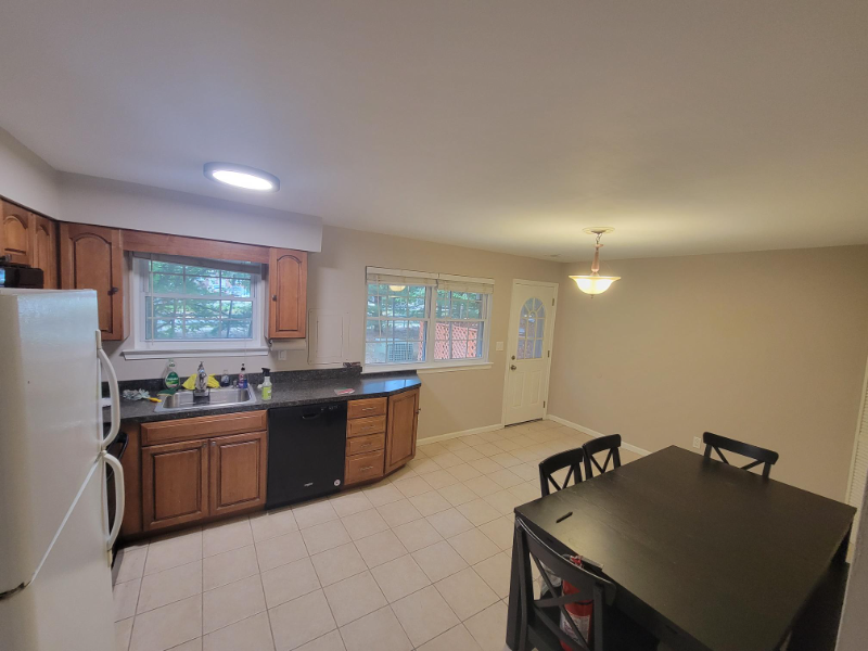 10 Adriana Ct - Photo 3 of 14