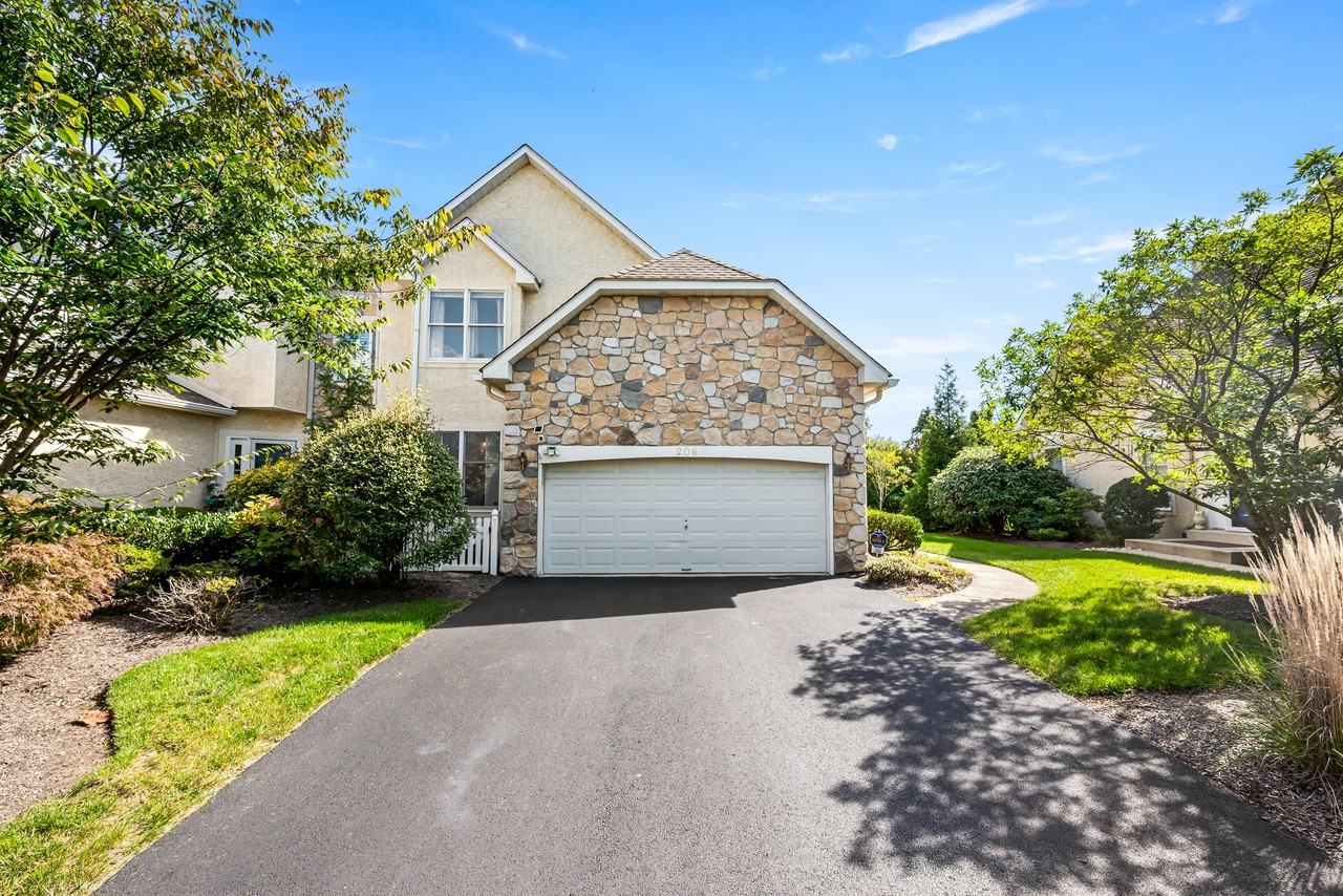 206 Saint Andrews Ct - Photo 2 of 45