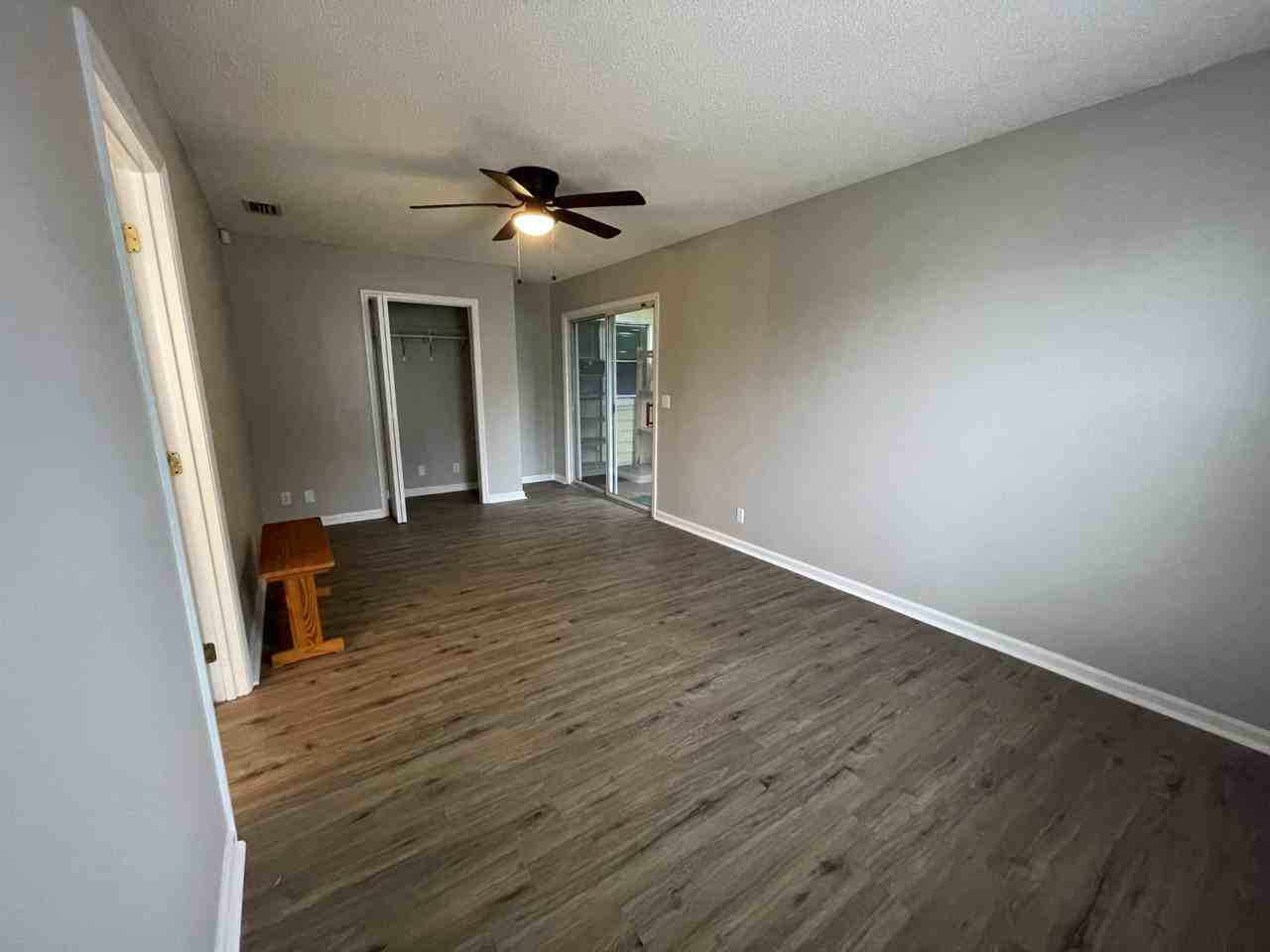 269 Sandalwood Cir - Photo 6 of 14