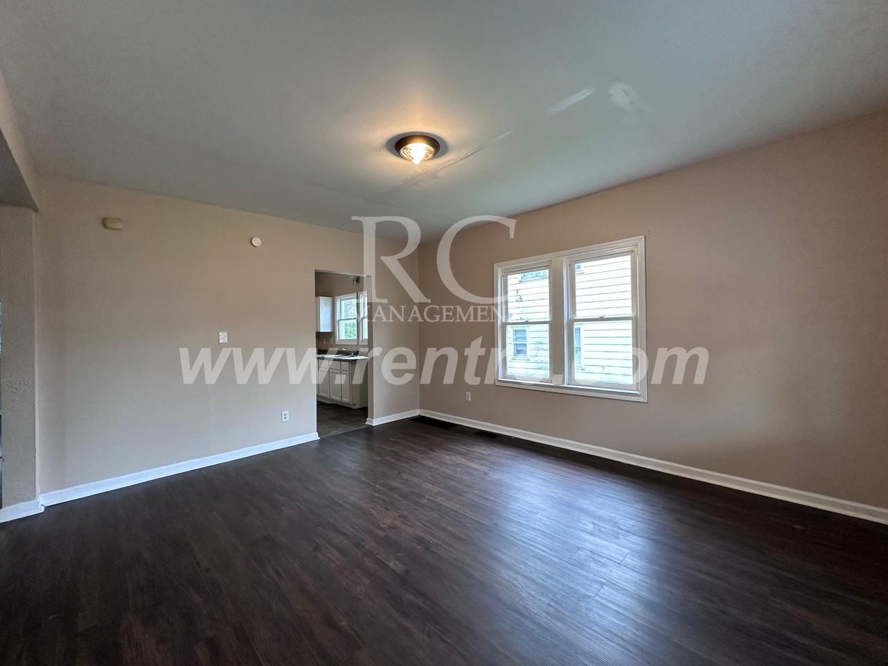 103 S Griffin St #S - Photo 6 of 13