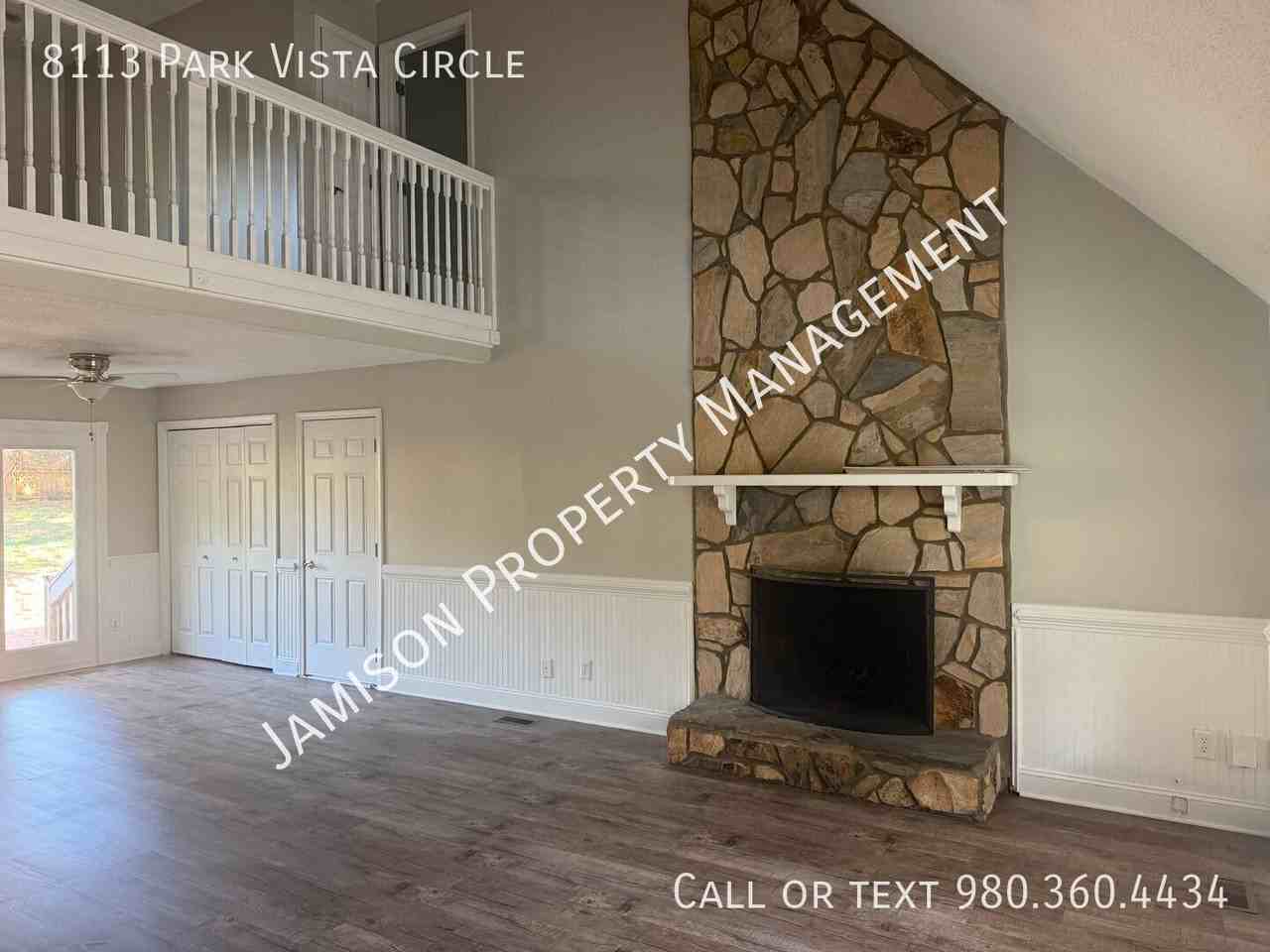 8113 Park Vista Cir - Photo 2 of 17