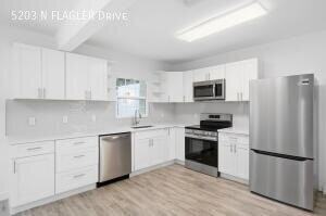 5203 N Flagler Dr - Photo 4 of 15