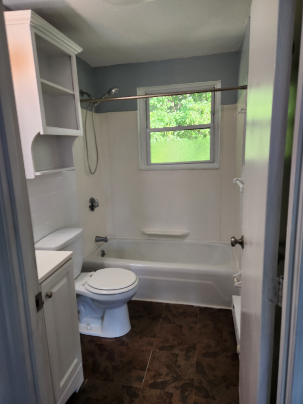 23 Orchard Ave #C - Photo 7 of 11