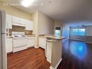 105 Lighthouse Cir #H - Photo 7 of 15