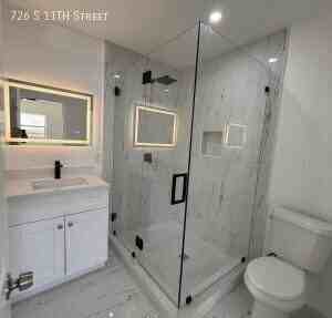 726 S 11th St - Photo 3 of 15