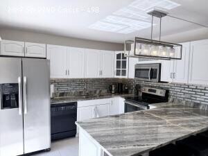 2887 Sw 22nd Cir #49B - Photo 3 of 15