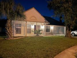 featured image of 718 Gentry Ct