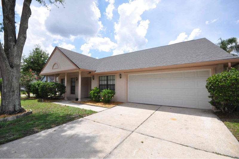 718 Gentry Ct - Photo 2 of 7