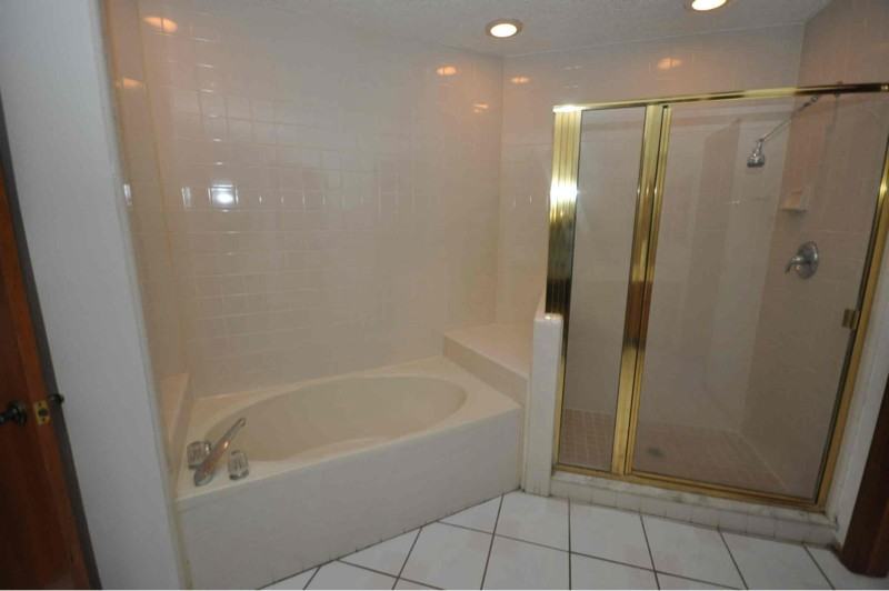 718 Gentry Ct - Photo 5 of 7