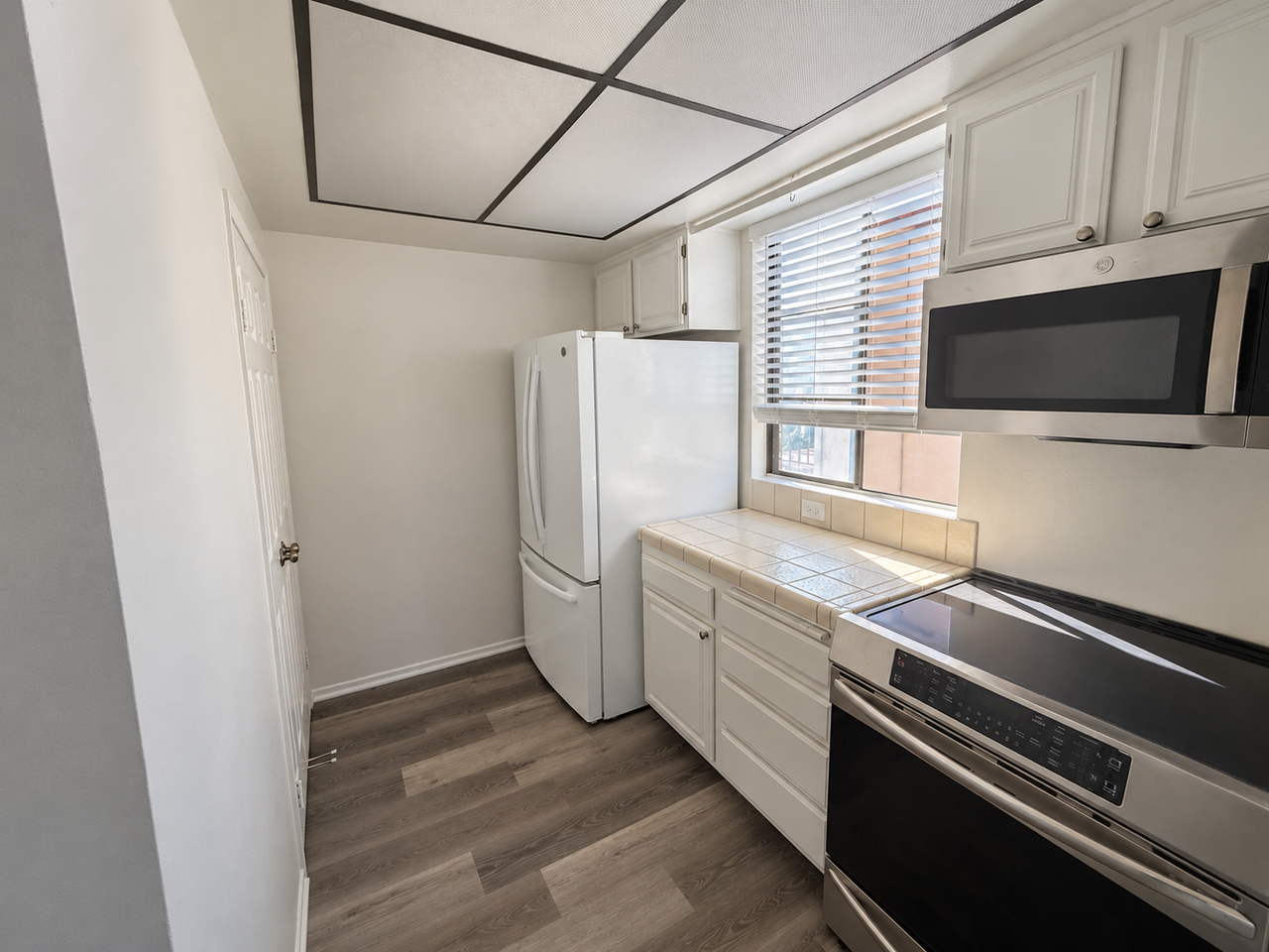 3130 Avenida De Portugal #201 - Photo 5 of 28