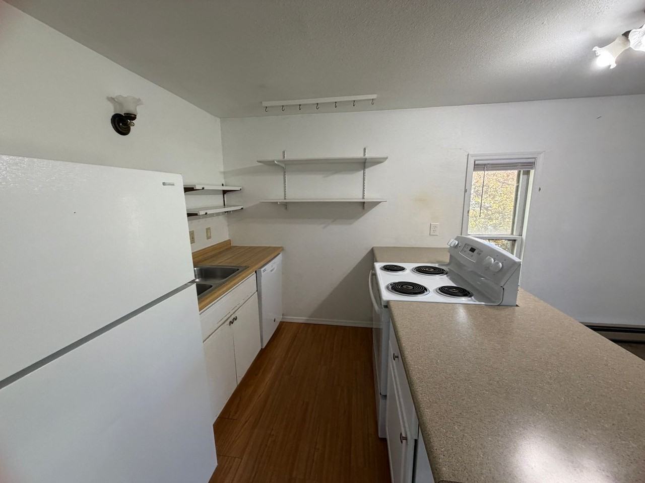 1757 W 2nd Ave - Photo 3 of 13