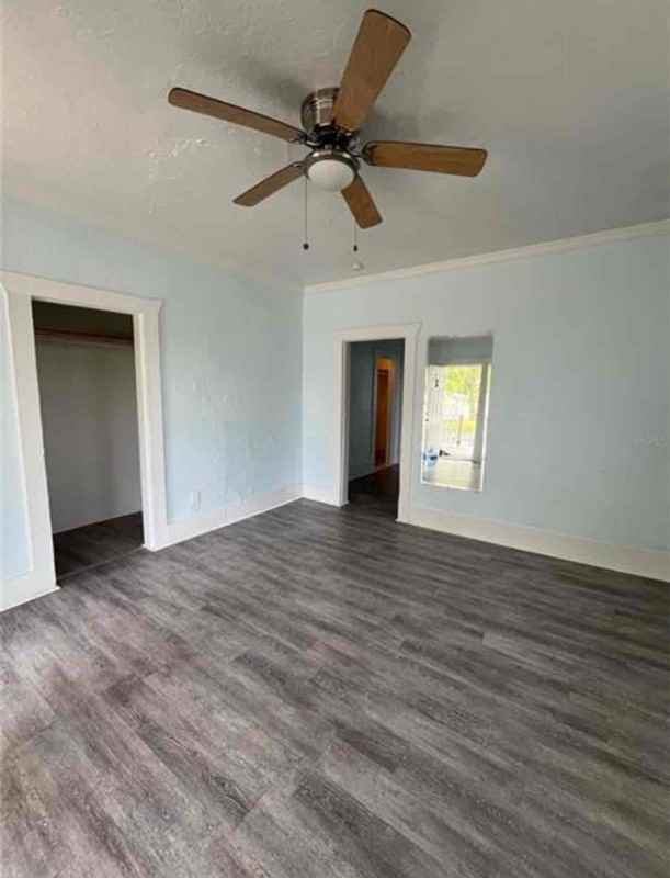 704 Tennessee St #2 - Photo 3 of 12
