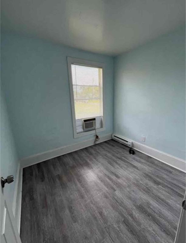 704 Tennessee St #2 - Photo 4 of 12