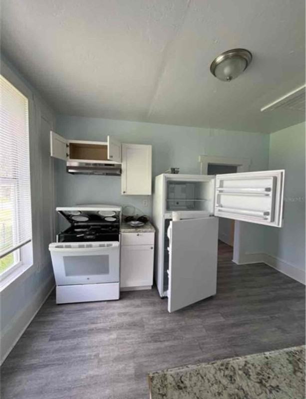 704 Tennessee St #2 - Photo 7 of 12