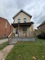 featured image of 110 4th St #1