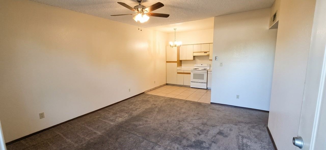 Mesa Dr #1041 - Photo 2 of 6