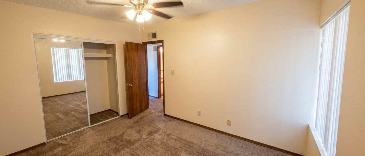 Mesa Dr #1041 - Photo 5 of 6