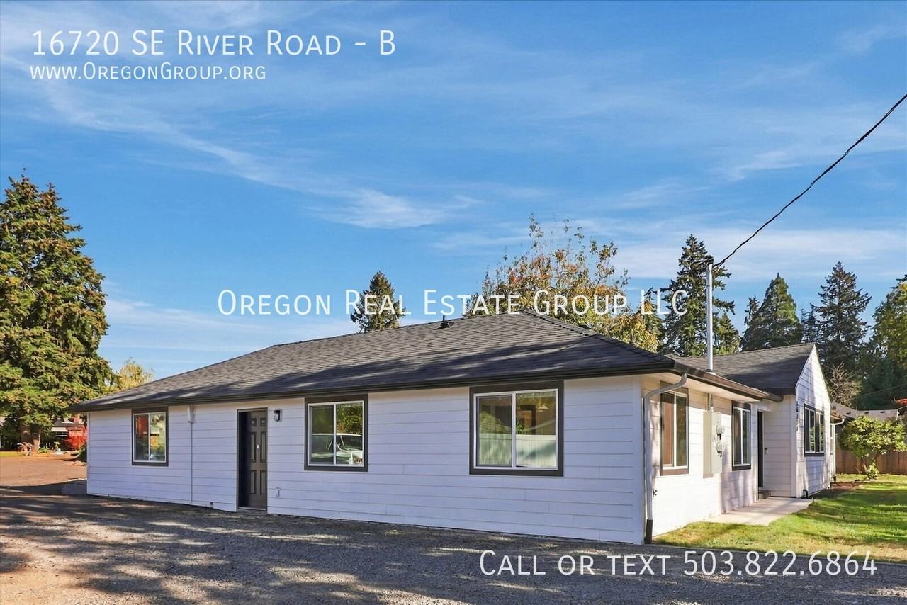 16720 Se River Rd #B - Photo 2 of 28