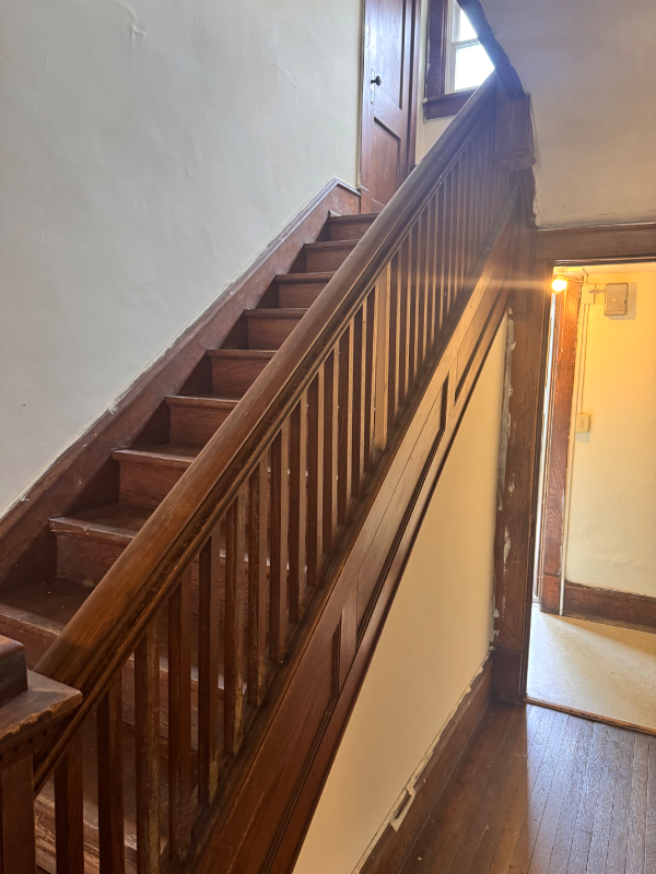 727 W College Ave - Photo 2 of 12