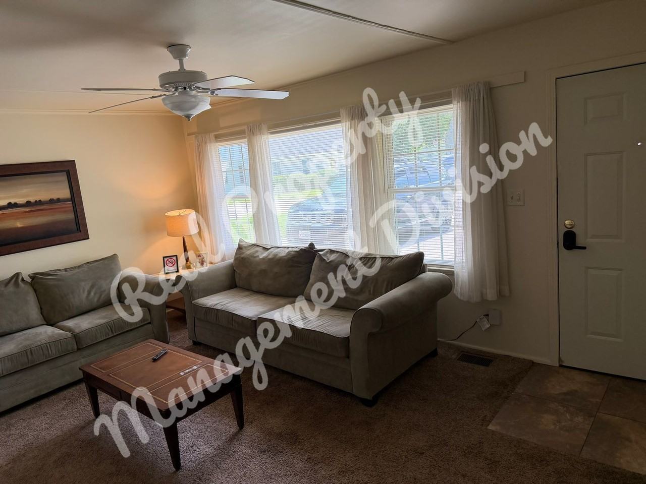 10 Barbara Ct - Photo 3 of 11