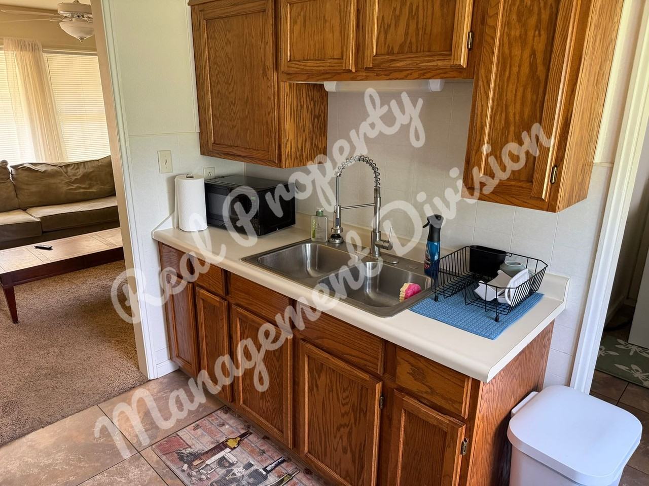 10 Barbara Ct - Photo 6 of 11