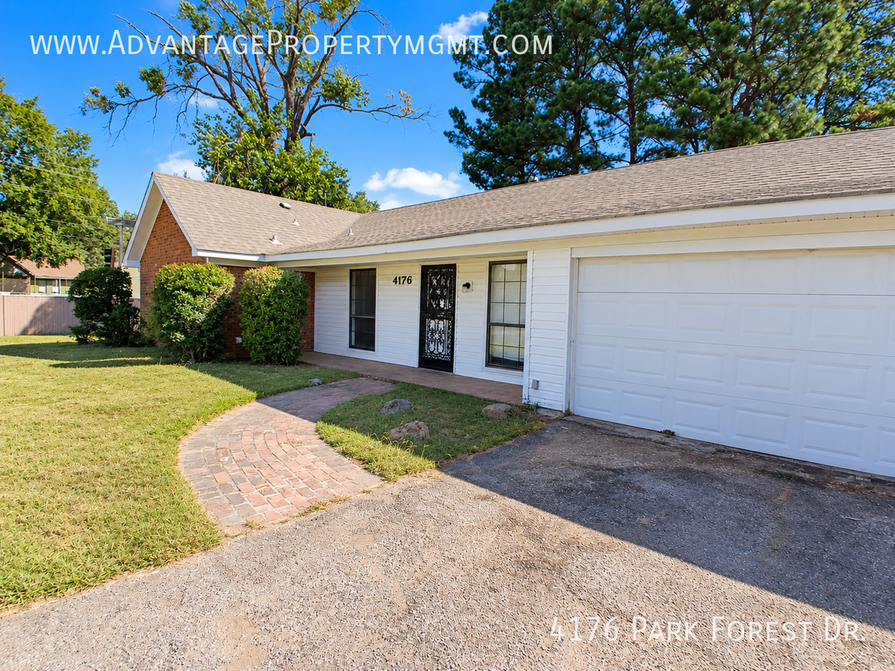 4176 Park Forest Dr - Photo 3 of 21