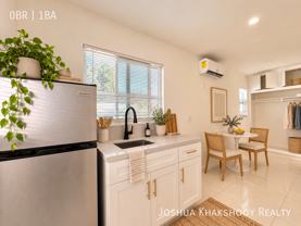 624 E Arbor Vitae St #2 - Photo 1 of 1