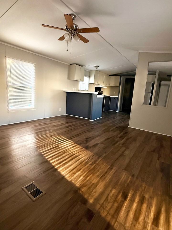 316 Pelican Ct - Photo 5 of 7