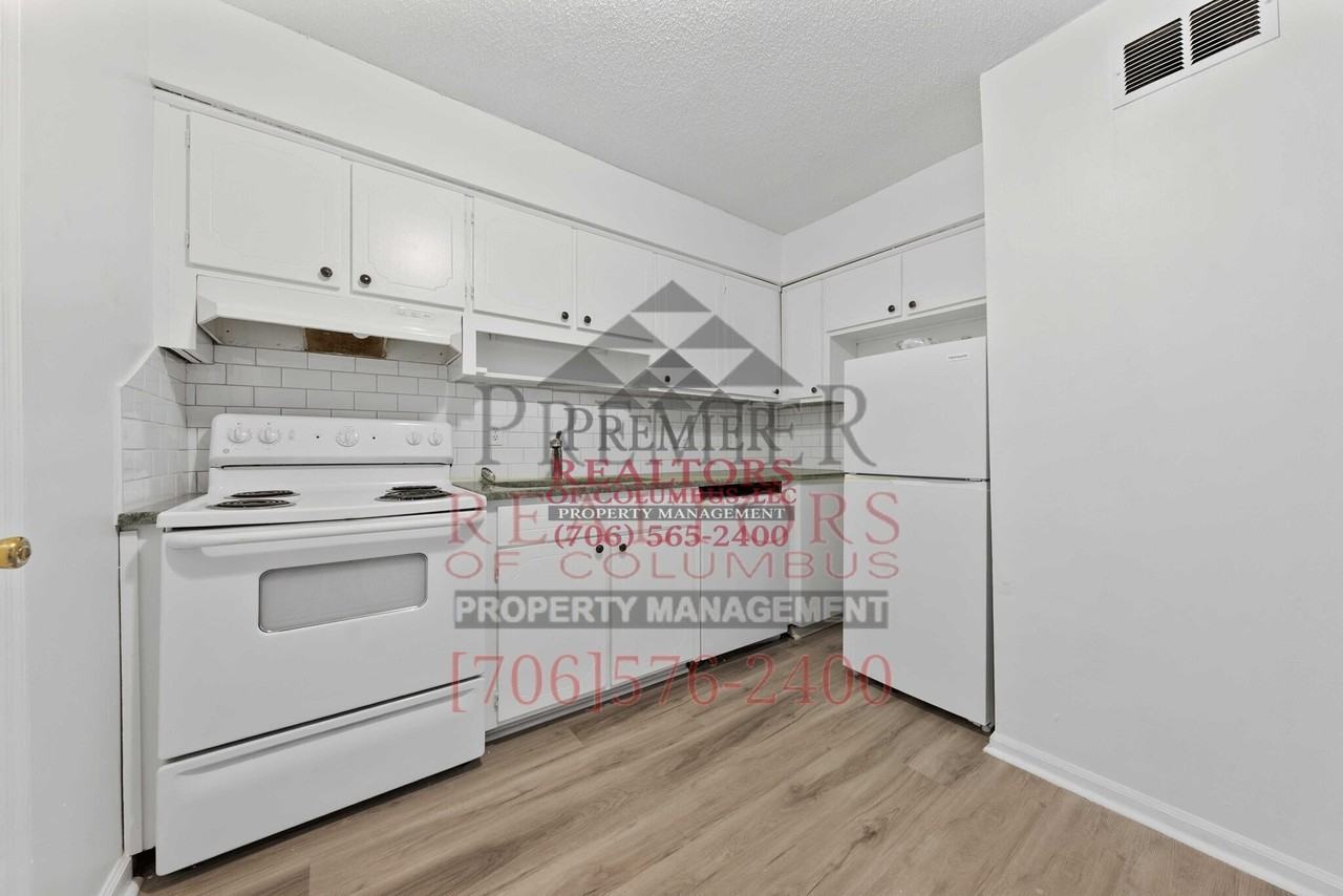 6016 Warm Springs Ct #A - Photo 5 of 16