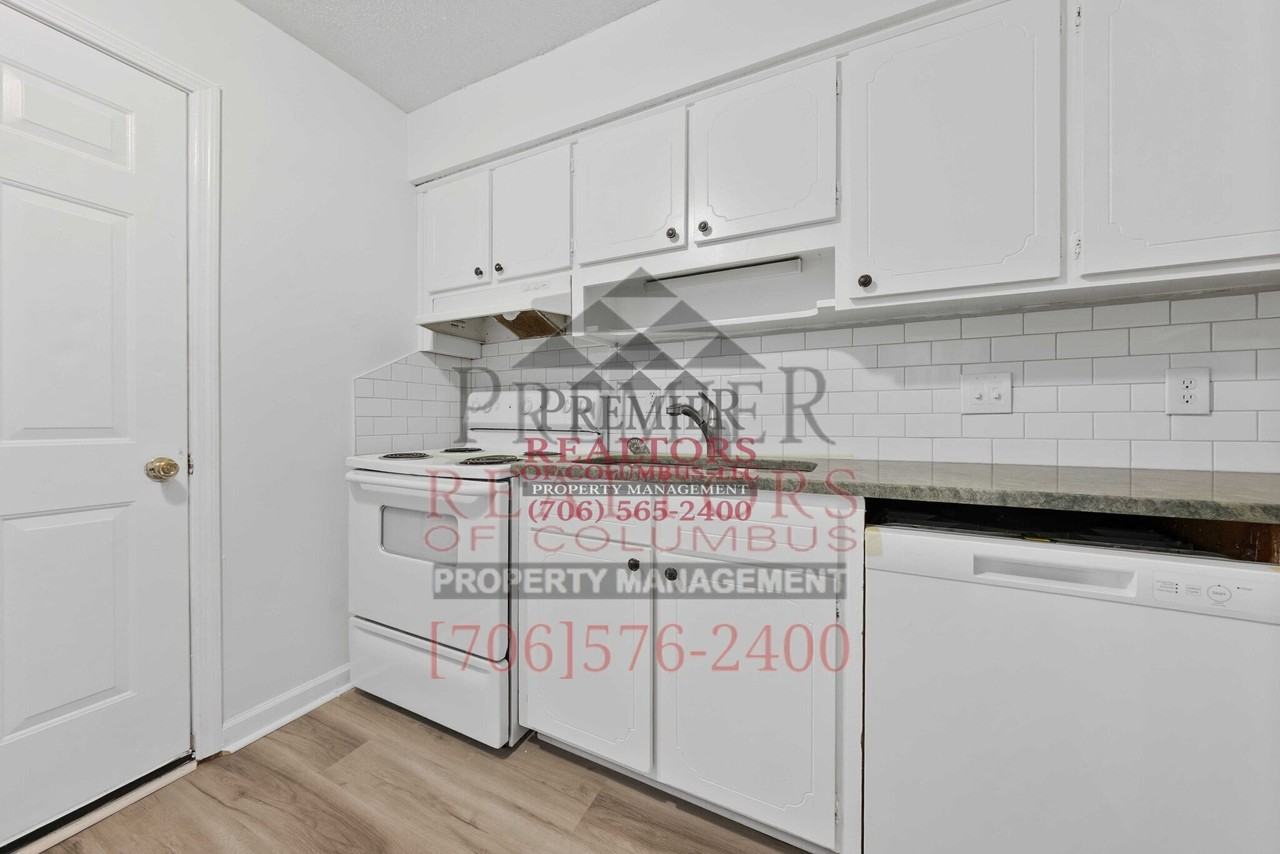 6016 Warm Springs Ct #A - Photo 6 of 16