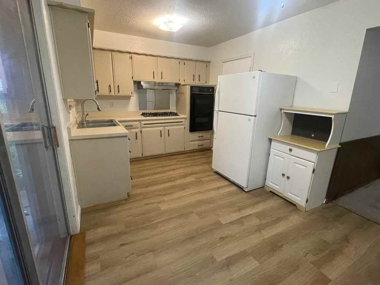 3260 S Madole Blvd - Photo 2 of 6