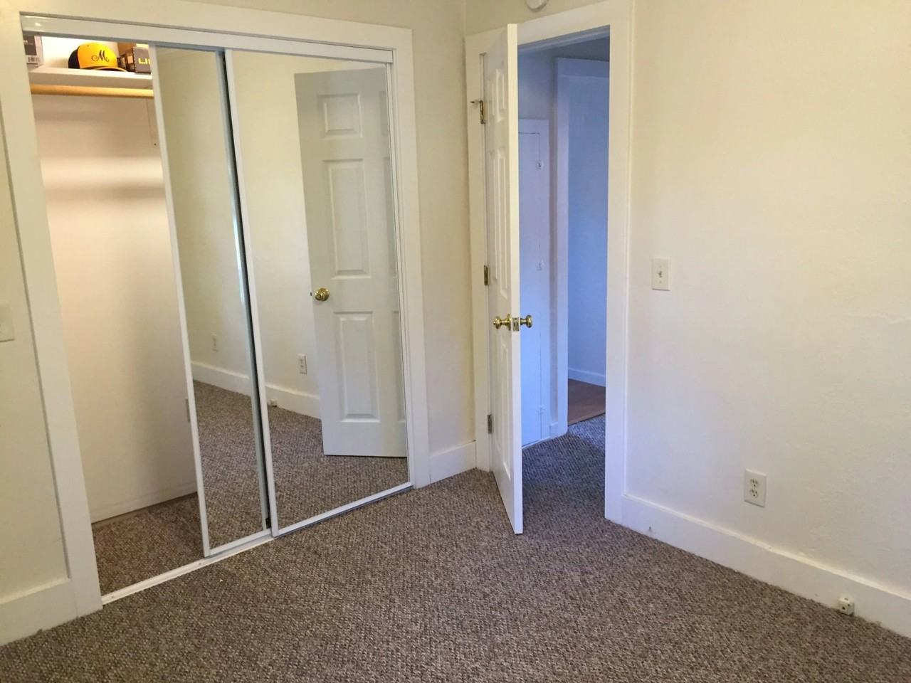 1436 Donald Ave - Photo 7 of 9