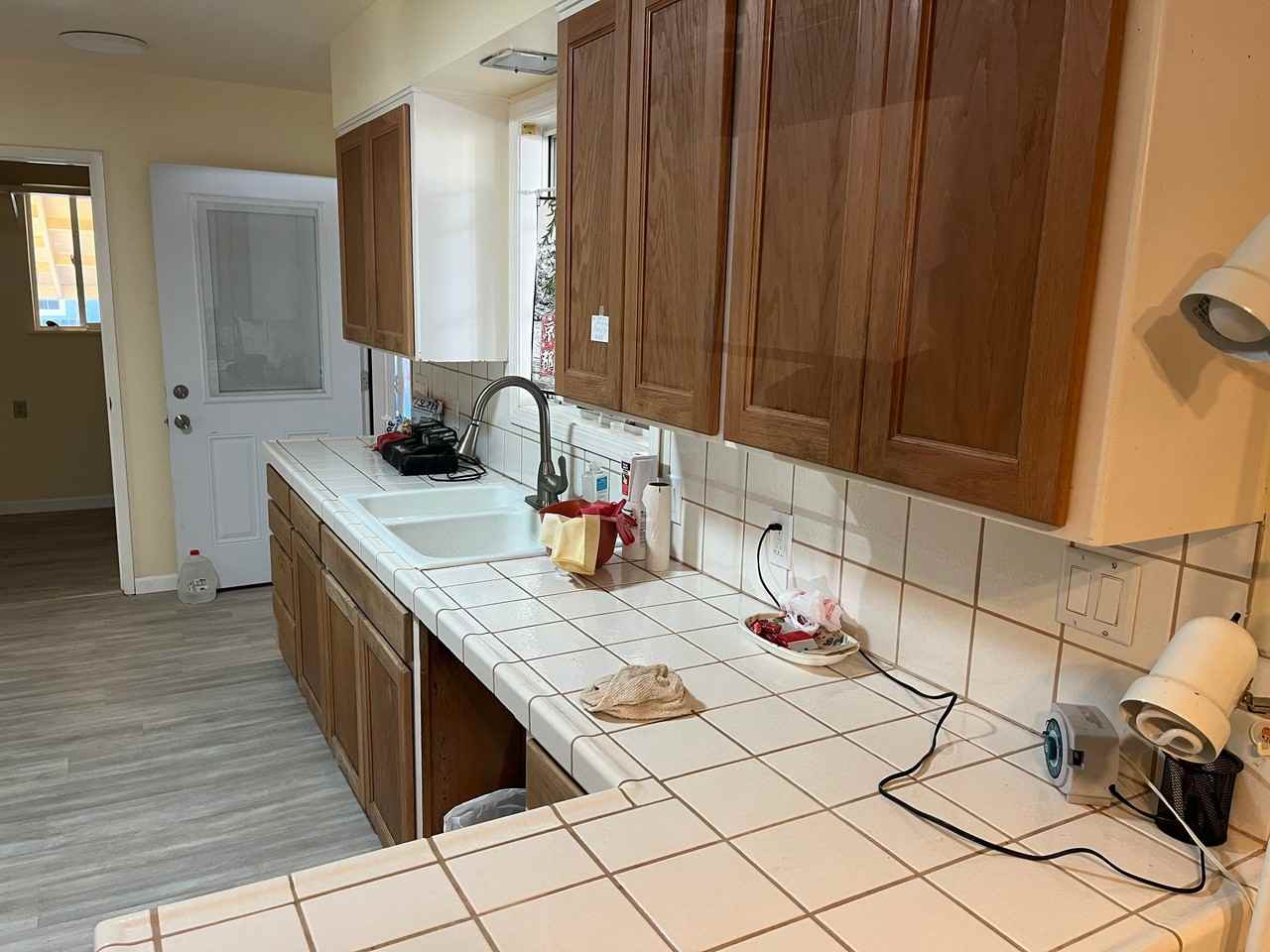 675 20th St - Photo 5 of 12