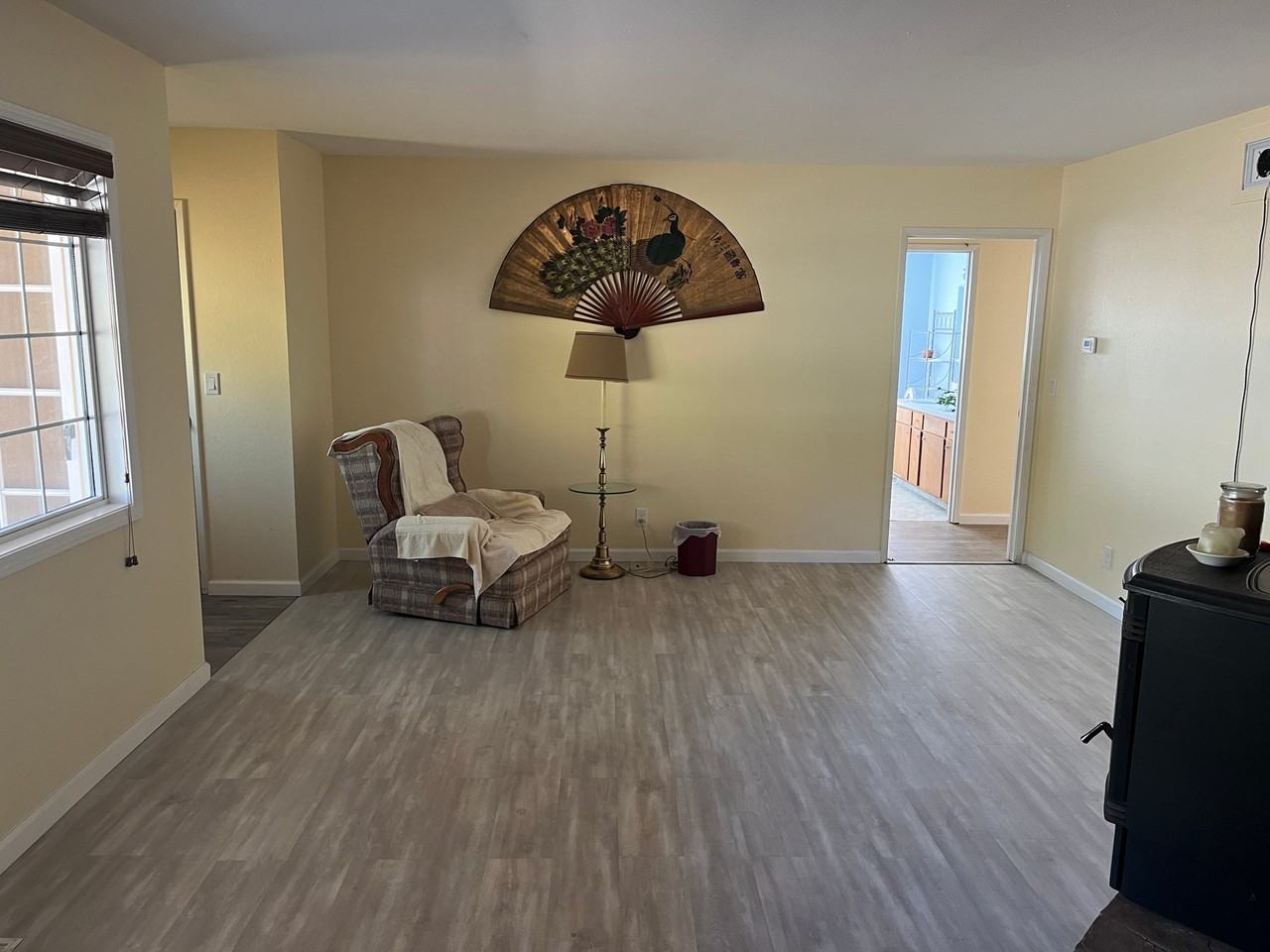 675 20th St - Photo 6 of 12