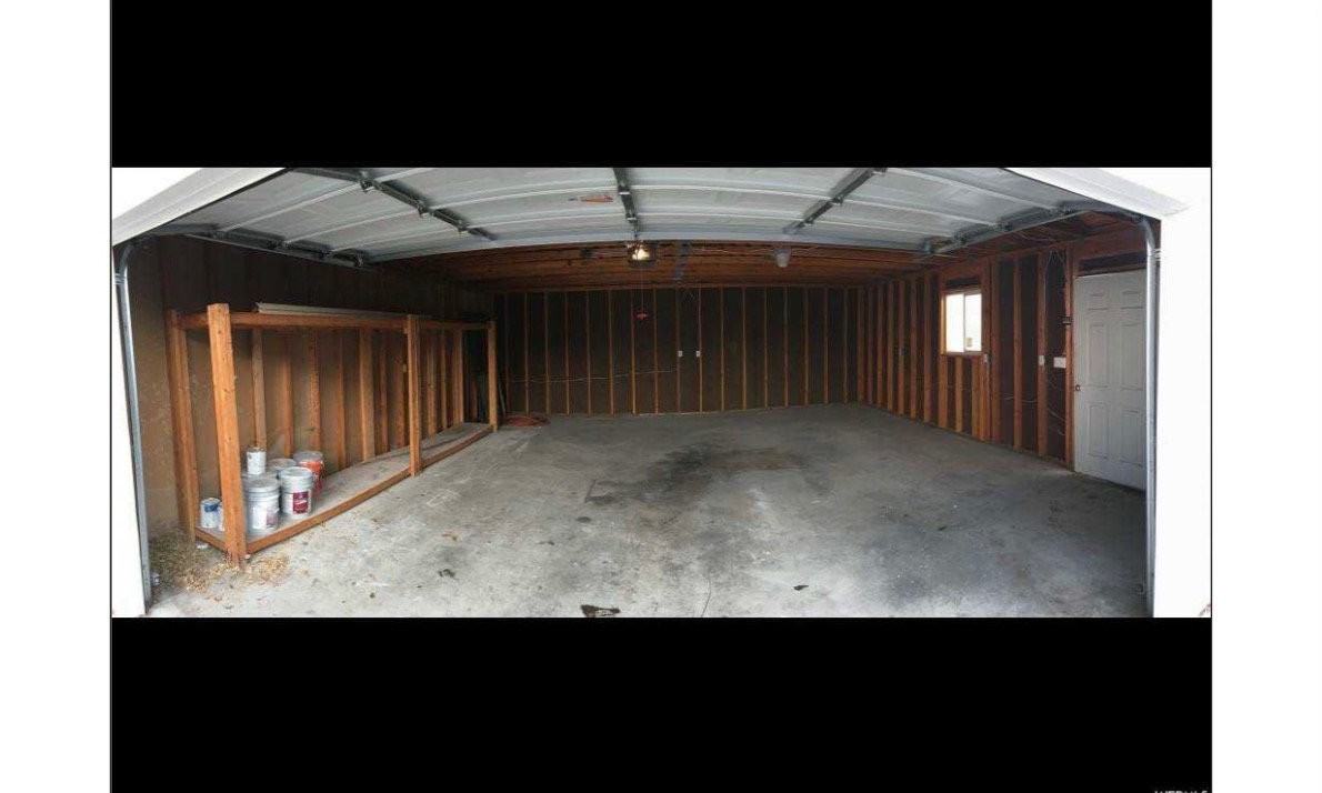 5485 S Rockford St - Photo 5 of 15