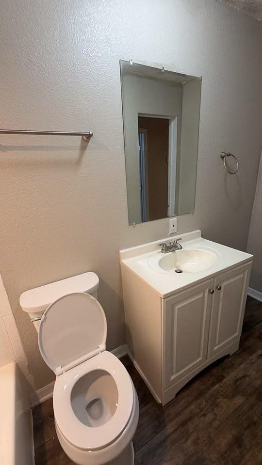 2301 Weber St - Photo 4 of 19