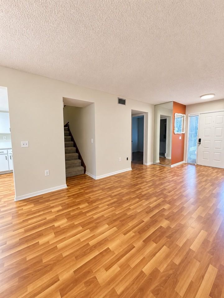 5248 Sw 123rd Ave - Photo 3 of 20