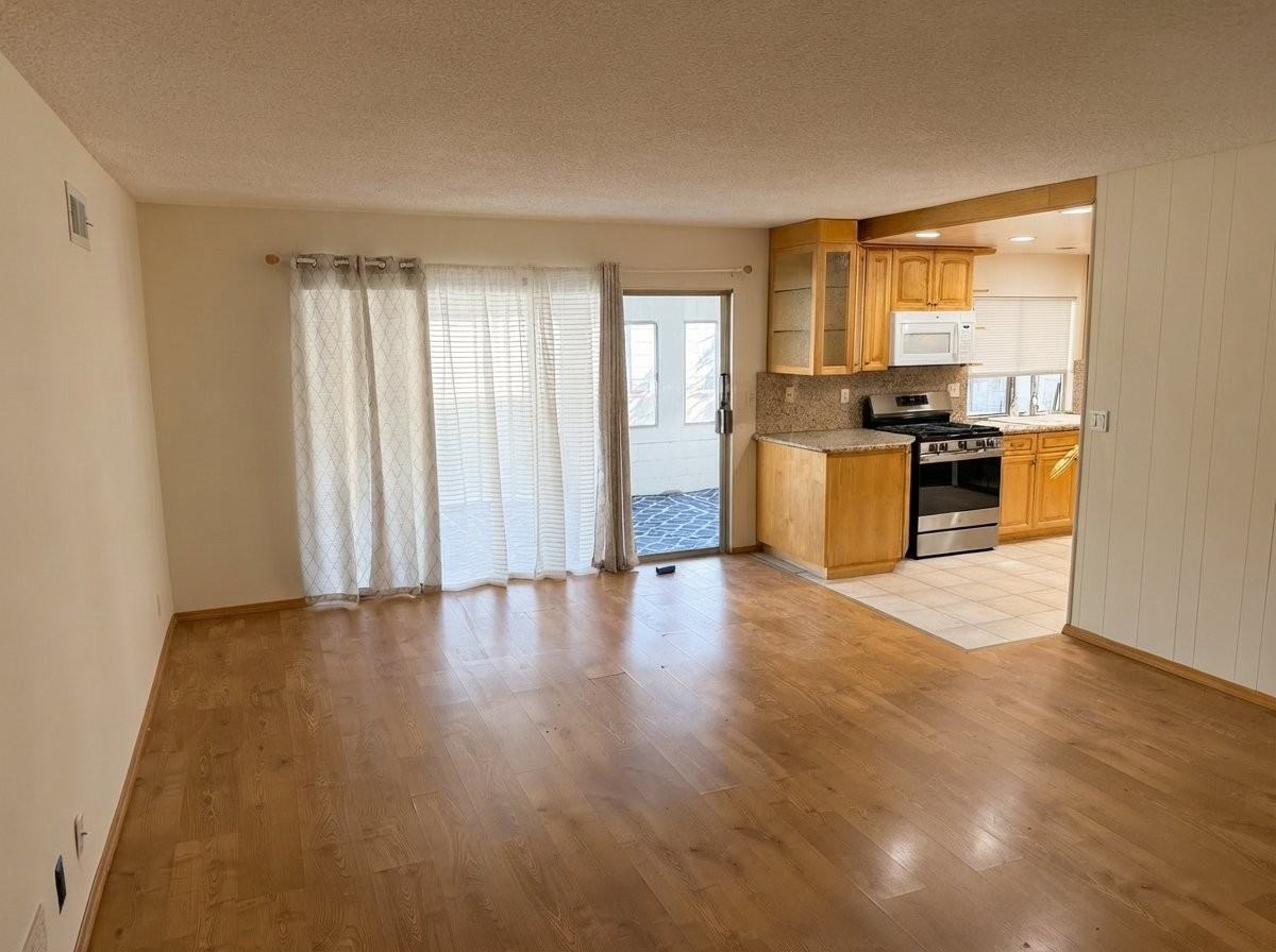 2158 Brentwood St - Photo 4 of 20