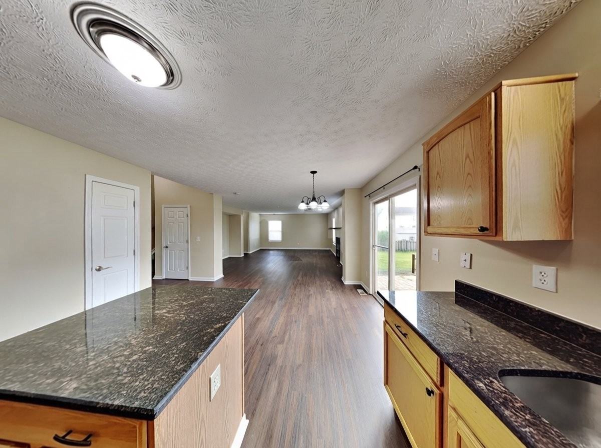 9259 Ruston Ln - Photo 4 of 16