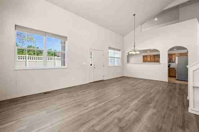 780 Glen Ct #10 - Photo 4 of 20