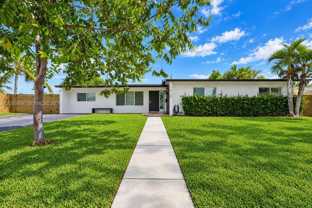 18135 Sw 95th Ct - Photo 1 of 1