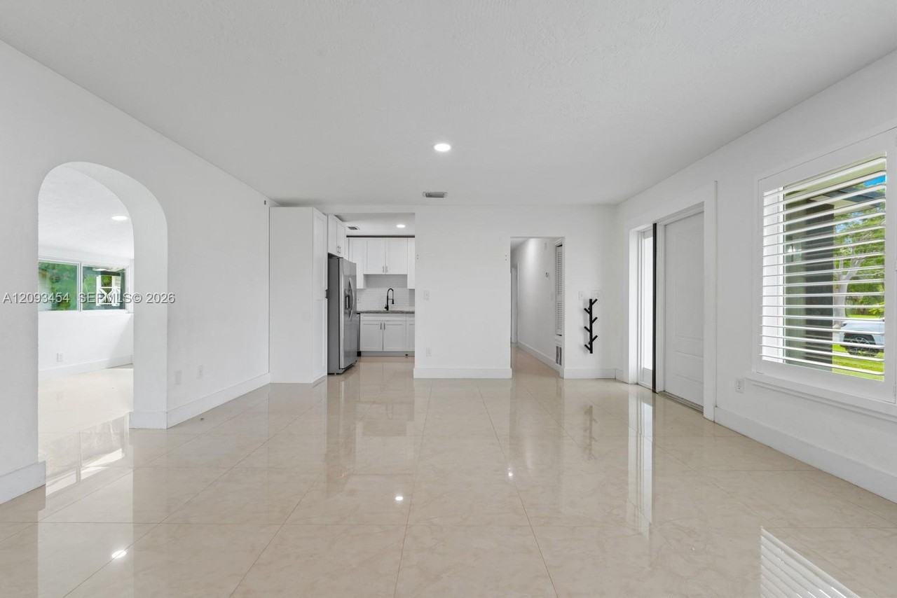 18135 Sw 95th Ct - Photo 4 of 18