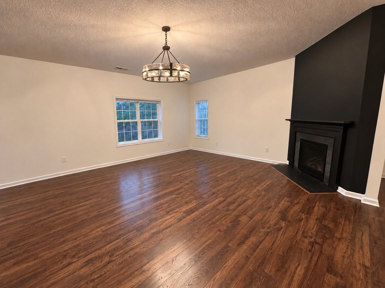 12327 Hatmaker Ln - Photo 6 of 16