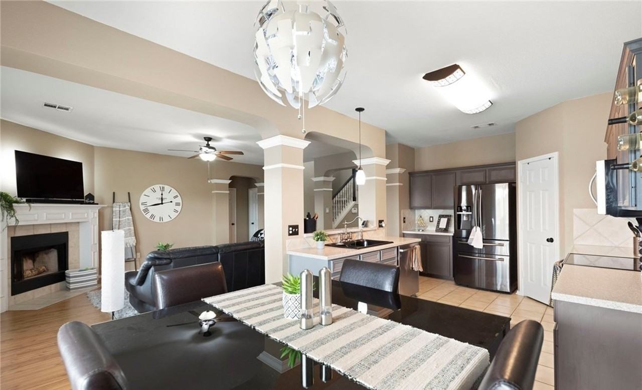 708 Black Hills Trl - Photo 5 of 20